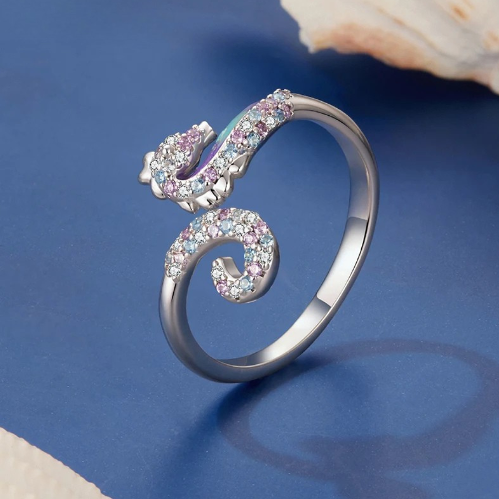 Dreamy Seahorse Ring