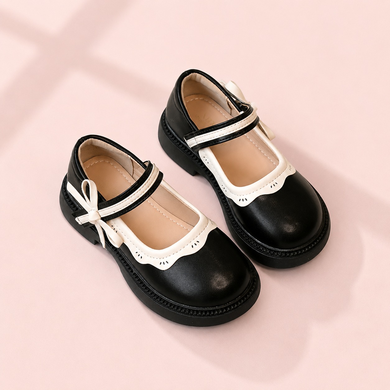 Scalloped Bow Vintage Mary Janes
