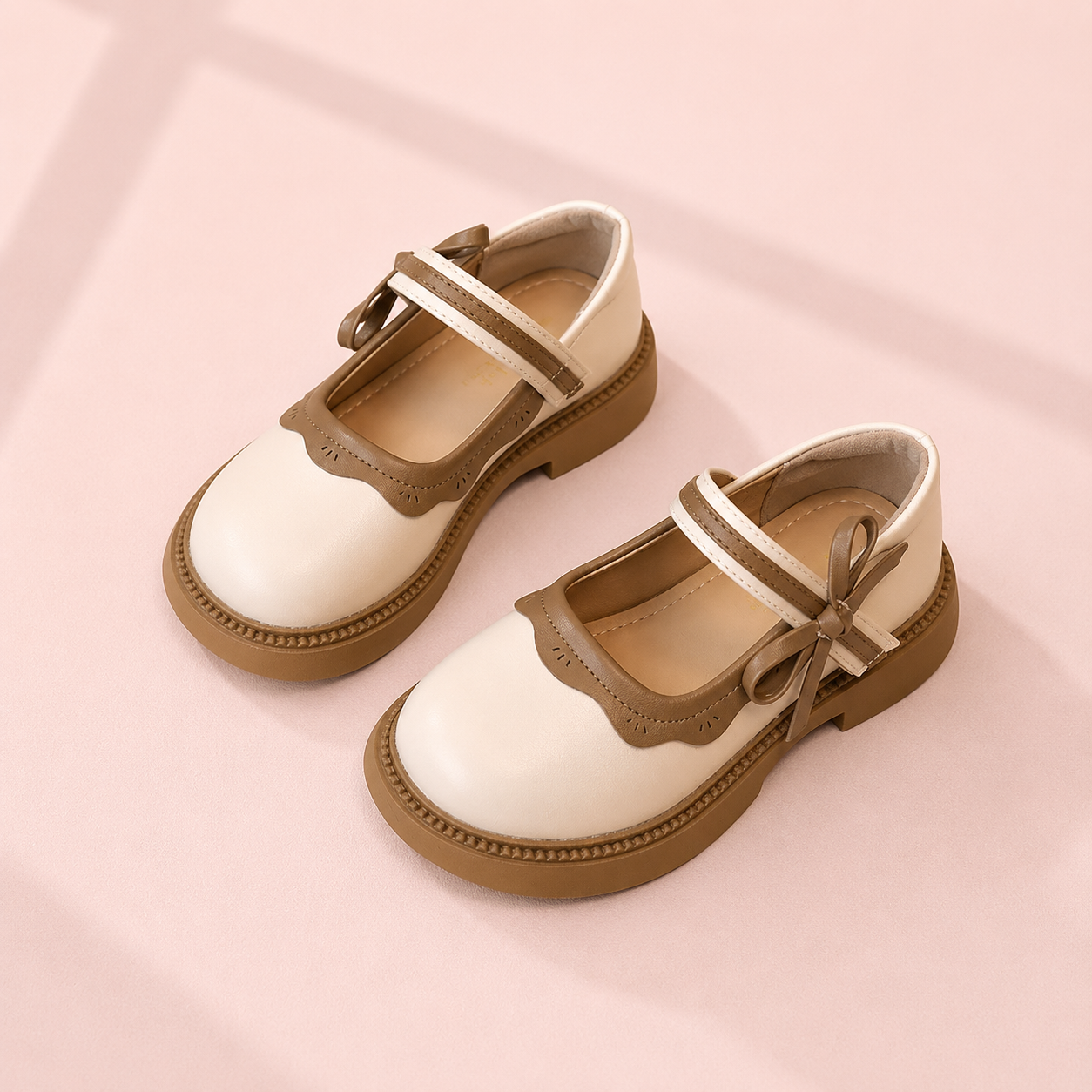 Scalloped Bow Vintage Mary Janes