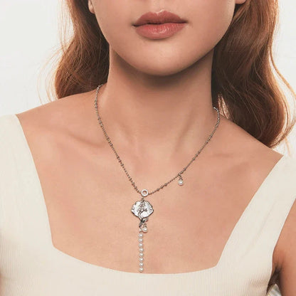 Mermaid Shell Throne Necklace