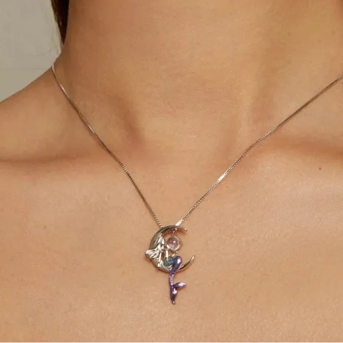 Mermaid Moonlight Necklace